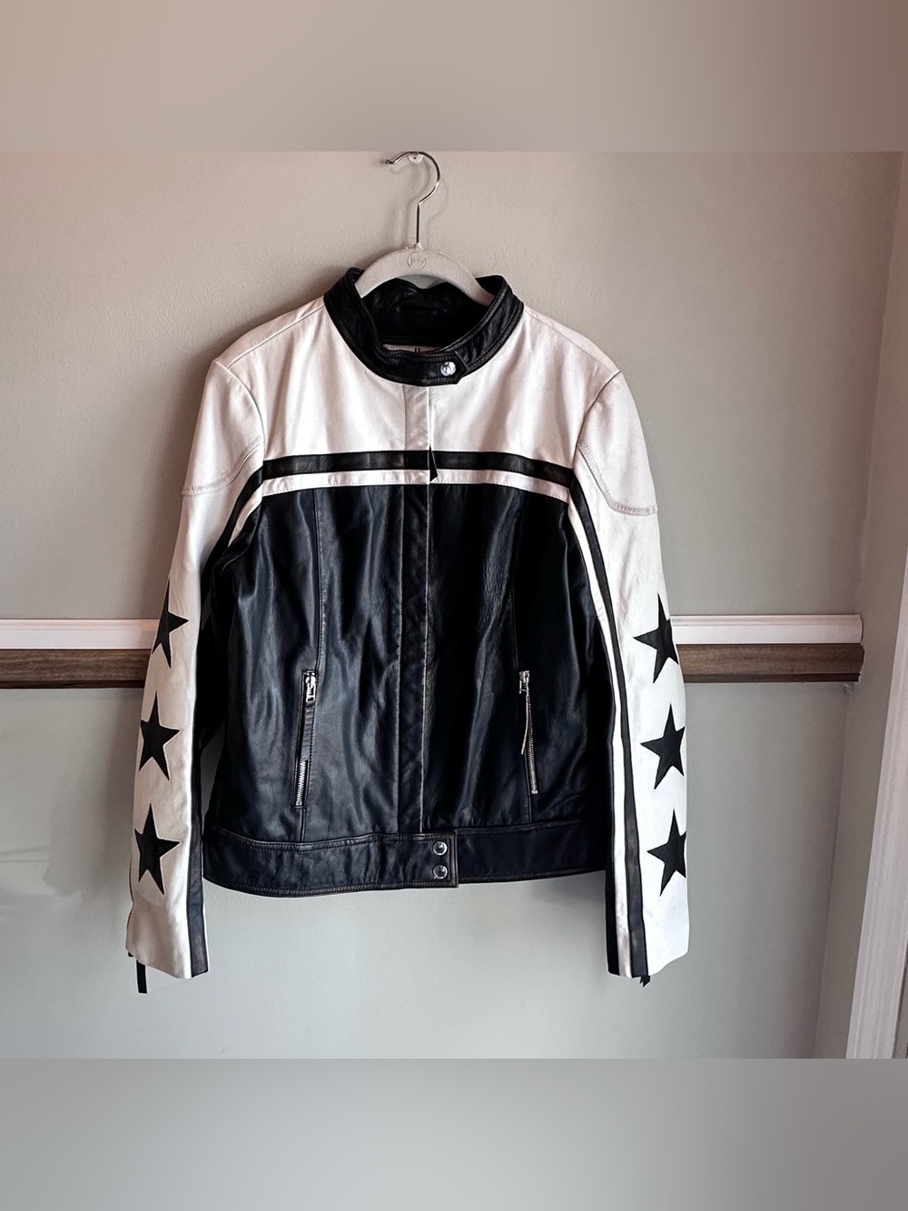 Vintage Wilsons Leather Black White Moto Cafe Racer Stars